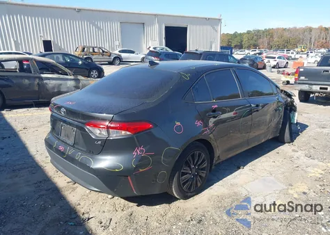 2020 Toyota Corolla Le z USA, uszkodzony, nr VIN 5YFEPRAE5LP065355